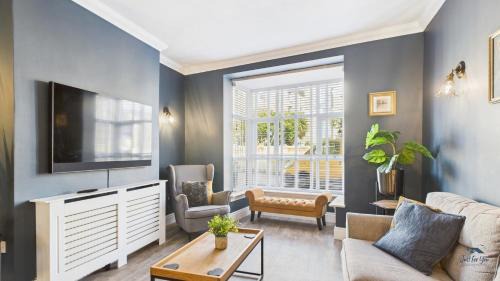 Four-Bedroom Holiday Home