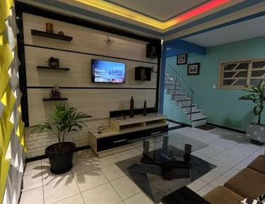 Three-Bedroom Holiday Home 