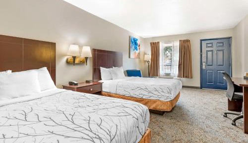 Double Room with Two Double Beds - Non-Smoking