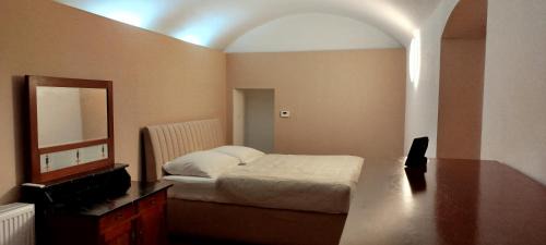 Two-Bedroom Apartment (2)
