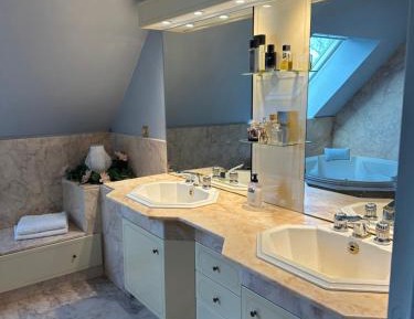 Double Room with Balcony (2 Adults + 1 Child)