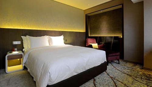 Deluxe Single Room