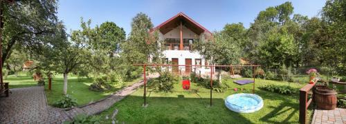Villa with Garden View