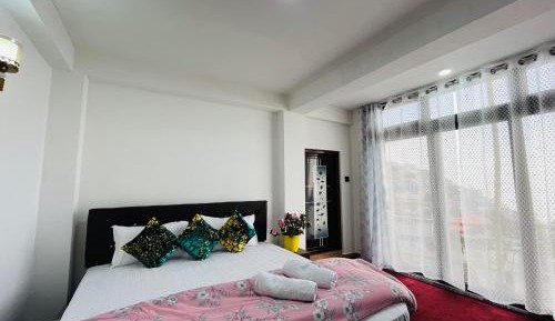 Triple Room with Mountain View