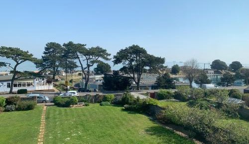 Three-Bedroom Apartment with Ocean View