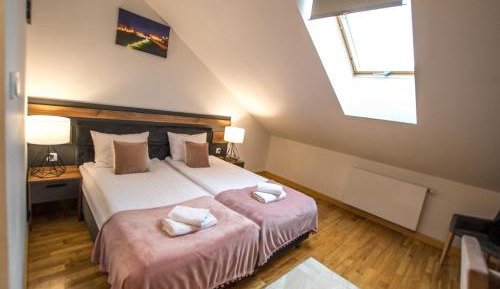 Double or Twin Room - Attic