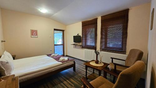 Double Room with Terrace