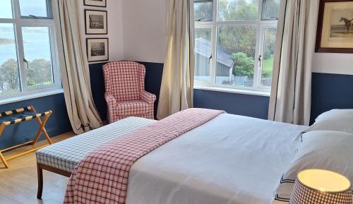 Deluxe Double Room with Lake View