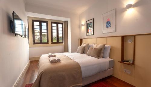 Superior One-Bedroom Apartment