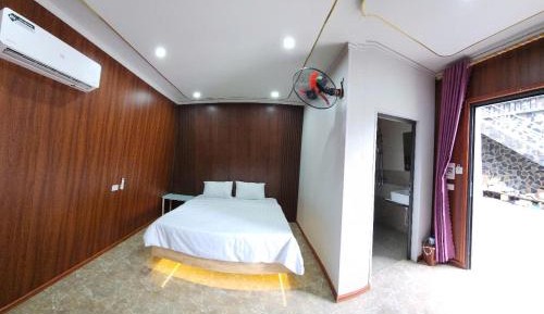 Double Room with Mountain View