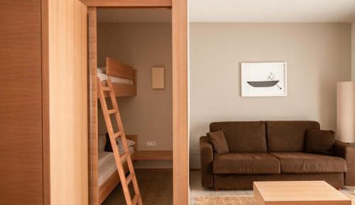 Family Room - Annex
