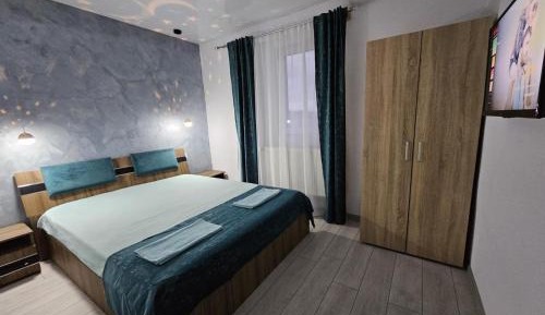 Room #1276210404