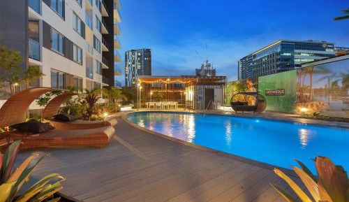 Two-Bedroom Apartment with City View