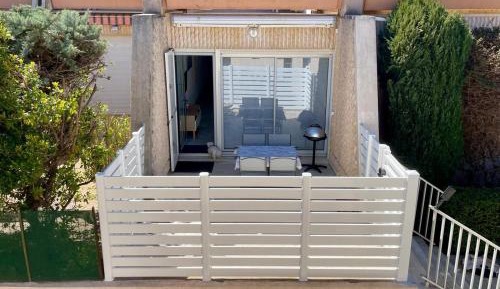 One-Bedroom Apartment with Terrace