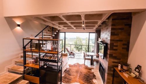 Deluxe Suite with Spa Bath