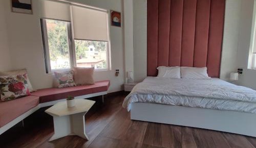 Single Room with Balcony