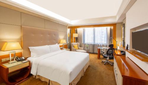 Club Sofitel Luxury Room with King Bed