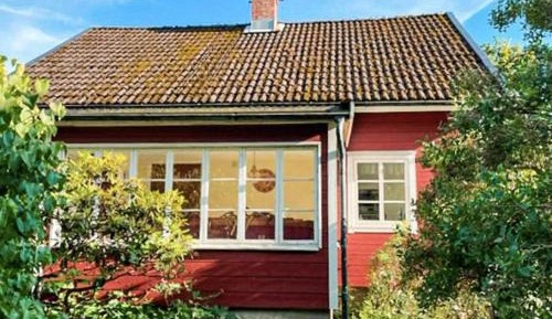Two-Bedroom Holiday Home