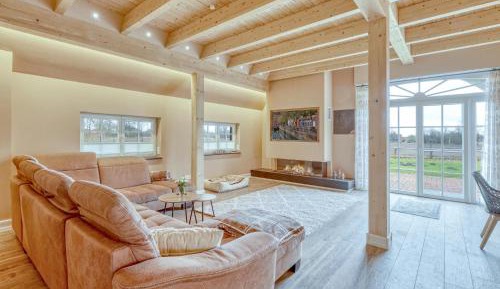 Three-Bedroom Holiday Home 