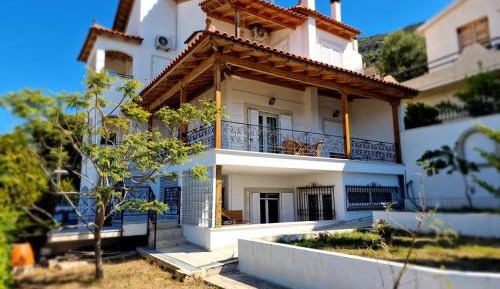 Villa with Sea View