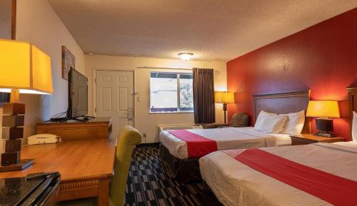 Queen Room with Two Queen Beds - Disability Access