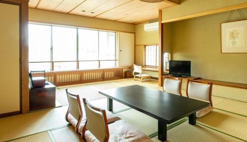 Japanese-Style Room