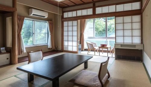 Japanese-Style Room