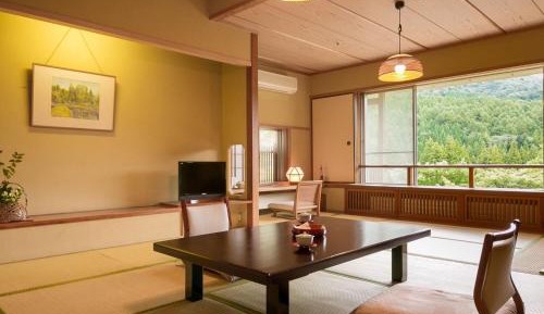 Japanese-Style Room