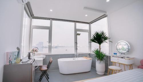 Deluxe Double Room with Bath