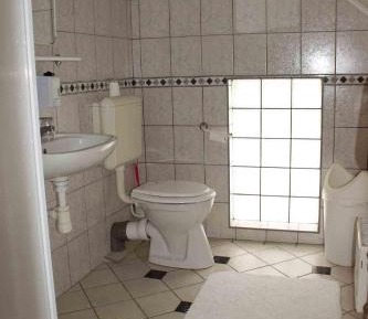 Triple Room with Private Bathroom