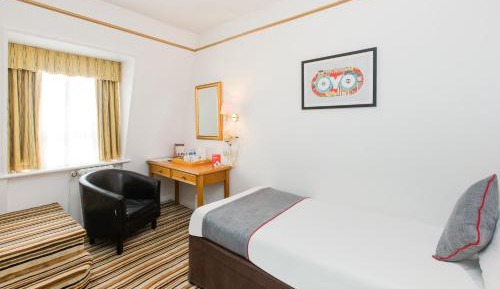 Standard Triple Room with View