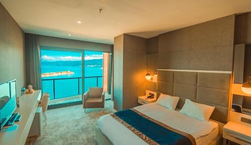 Superior Double Room with Sea View
