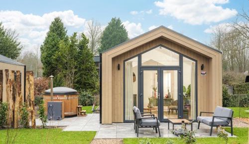 One-Bedroom Bungalow