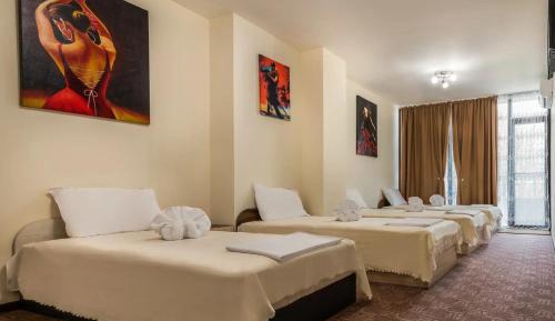 Quadruple Room with Balcony