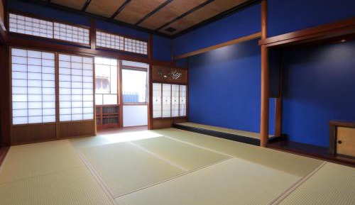 Japanese-Style Room