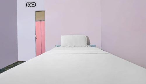 Small Single Room