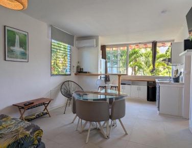 Apartment with Garden View