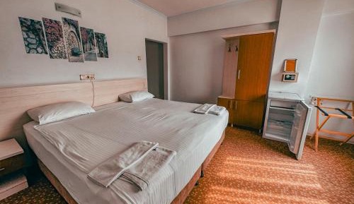 Single Room with Bathroom