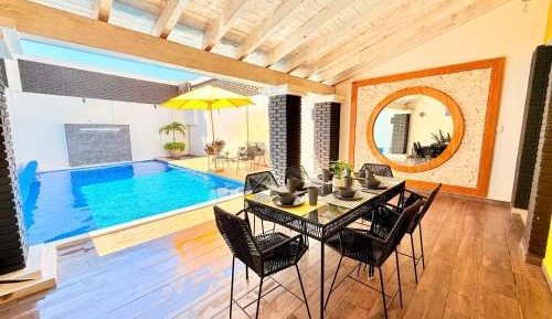 Three-Bedroom Holiday Home 