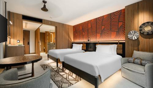 Premium Explorer Twin