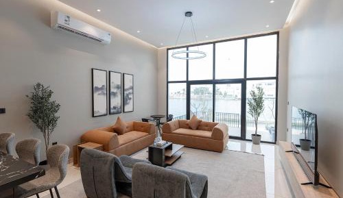 Two-Bedroom Apartment with Terrace and Sea View