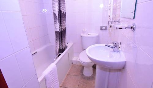 Triple Room with Private Bathroom (3 Single Beds)