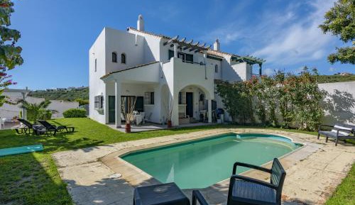 Villa with Garden View