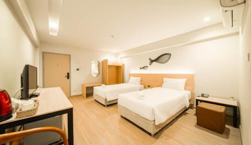 Standard Twin Room