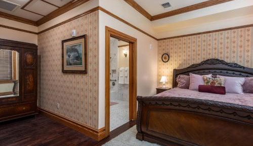 Superior King Room