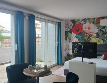 Double Room with Terrace