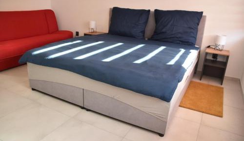 Triple Room with Private Bathroom