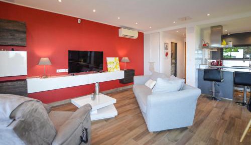 Two-Bedroom Holiday Home