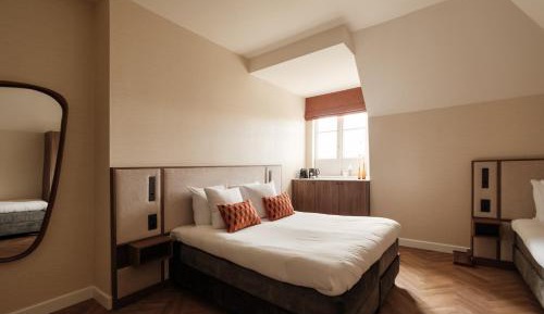Quad Room Suite