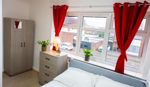 Four-Bedroom Holiday Home